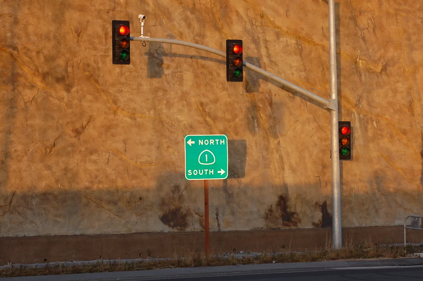 Signage for CA Highway 1
