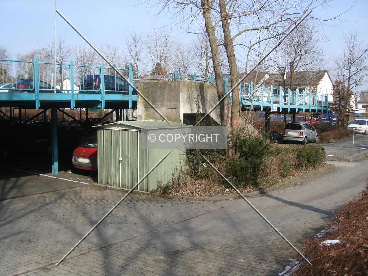 Photo 445-874-882