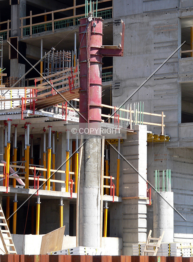 Pulling formwork off of a column