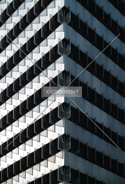 Photo 447-528-913
