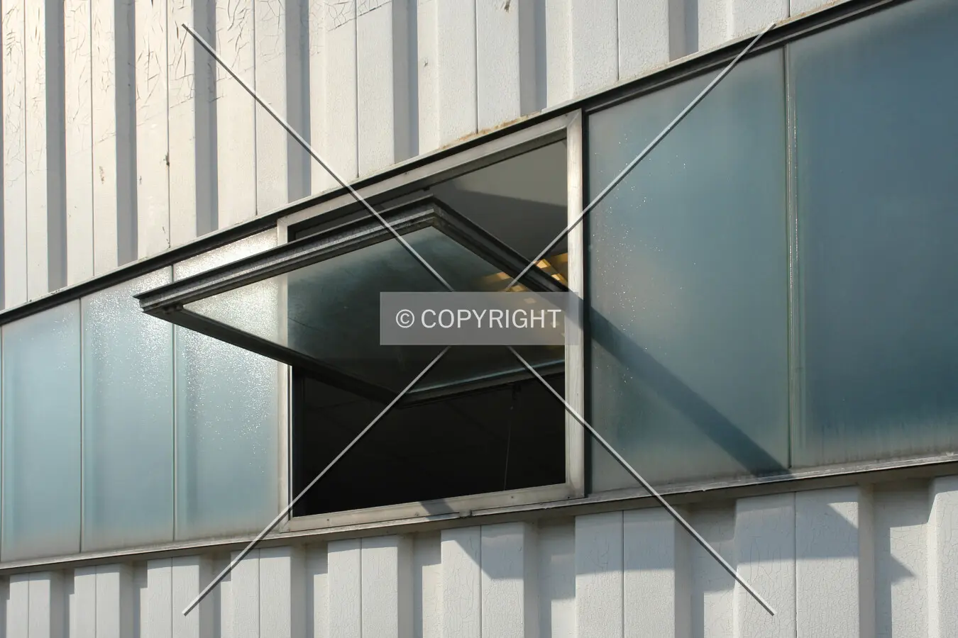 Tilt window