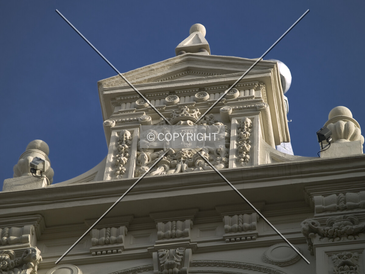 Top of the northern façade