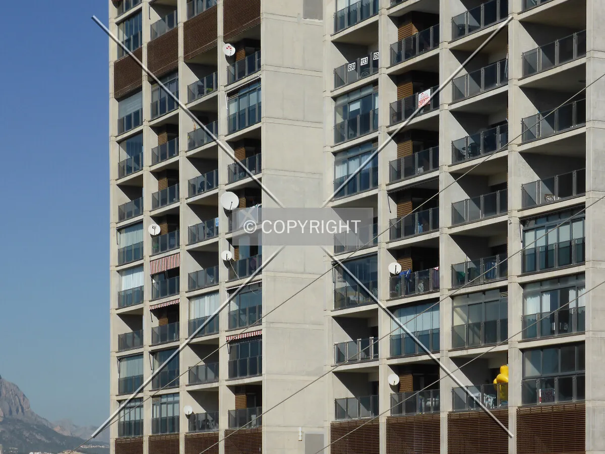 Photo 448-676-055