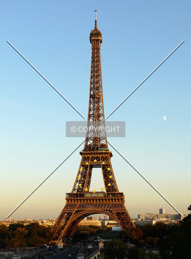 View from the Trocadéro at dusk