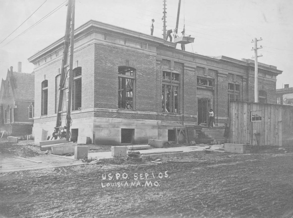 Construction; August 1905