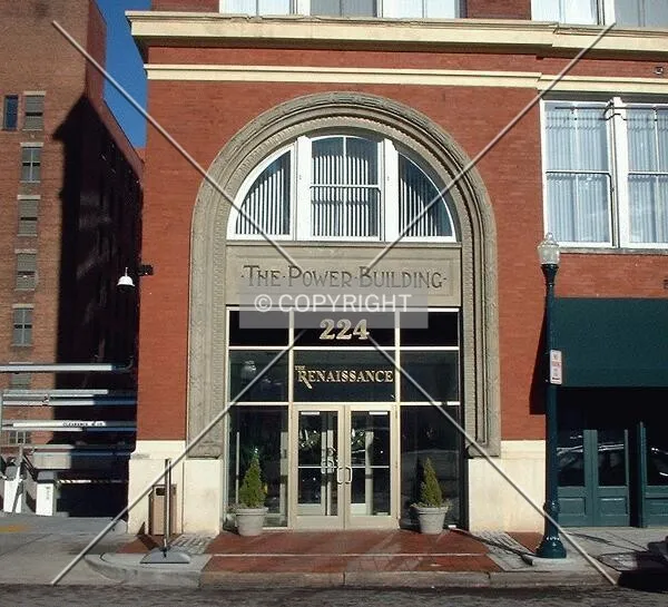 Main entrance on 8th Street