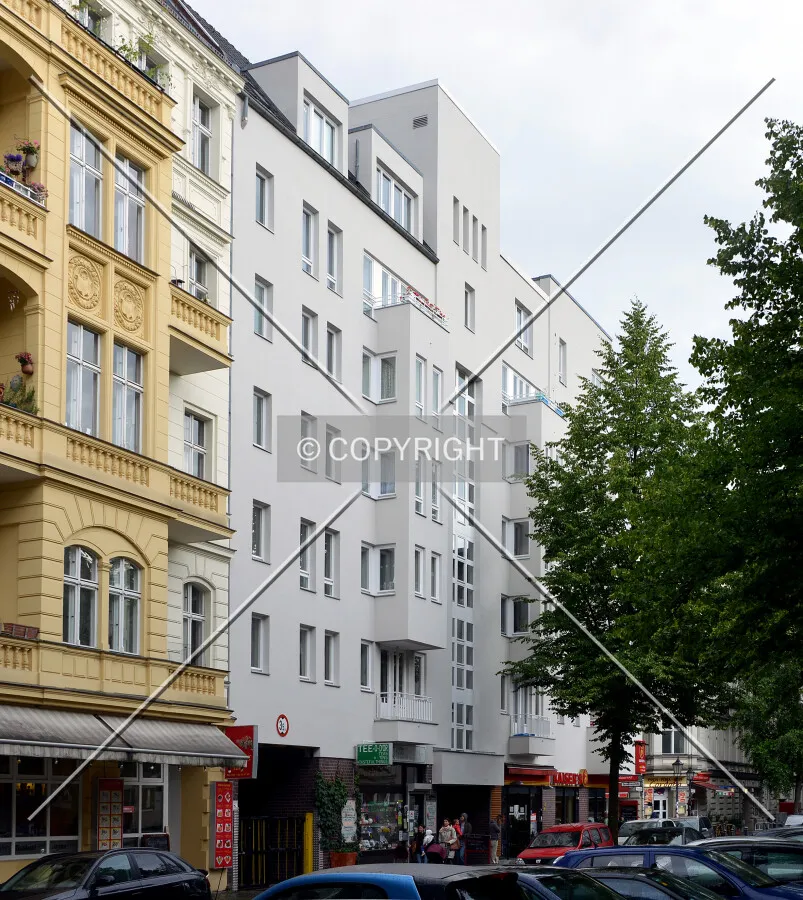 View from the northeast on Klausenerplatz
