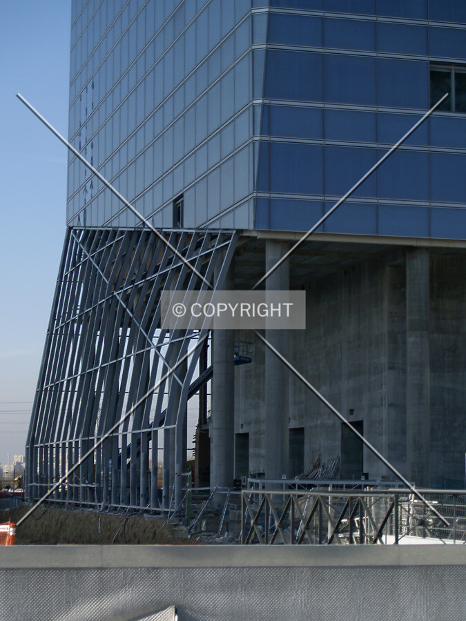 Detail of the ground floor as seen from Paseo de la Castellana