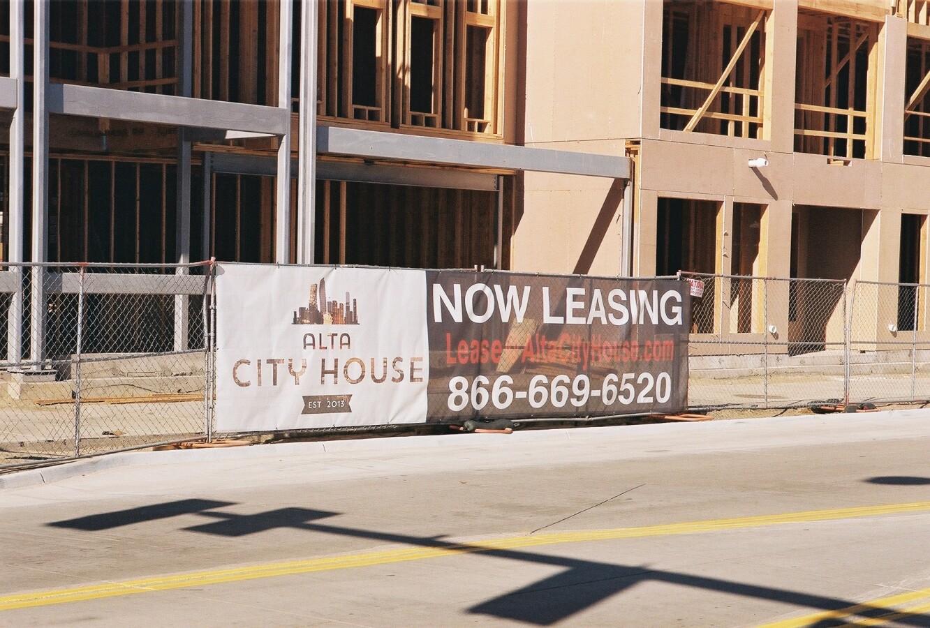 Advertising banner
