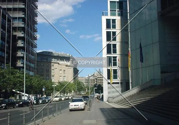 Situation in front of entrance at Große Gallusstraße