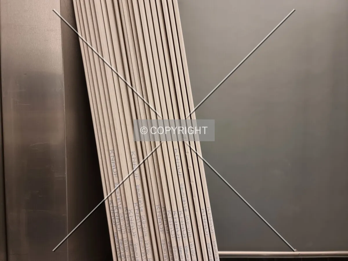 Renovation work taking place in an office building - Knauf Bauplatten