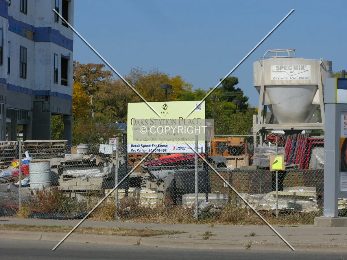 Construction staging and project board