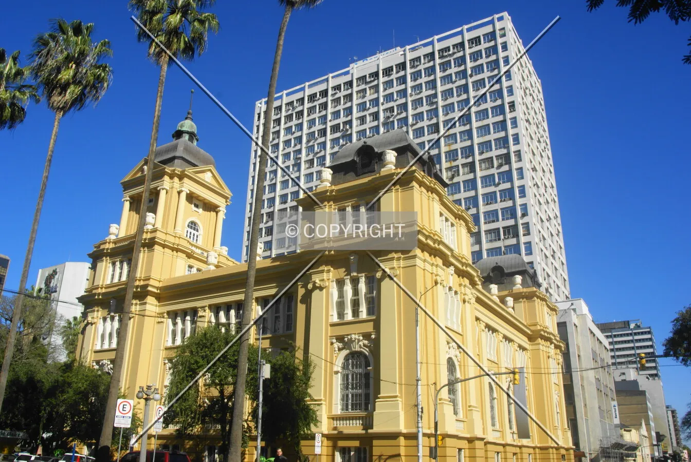 View from across Siqueira Campos Street