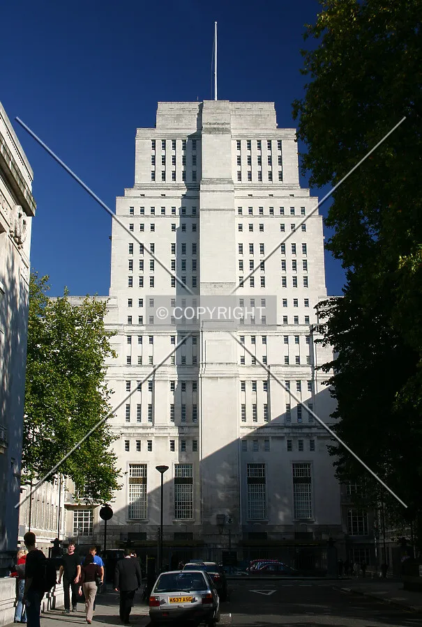 Full-height view from Keppel Street