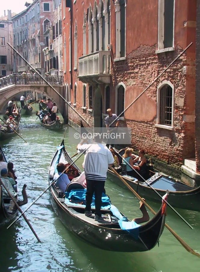 Traffic on the canal