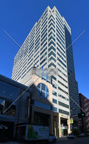 525 Vine Center