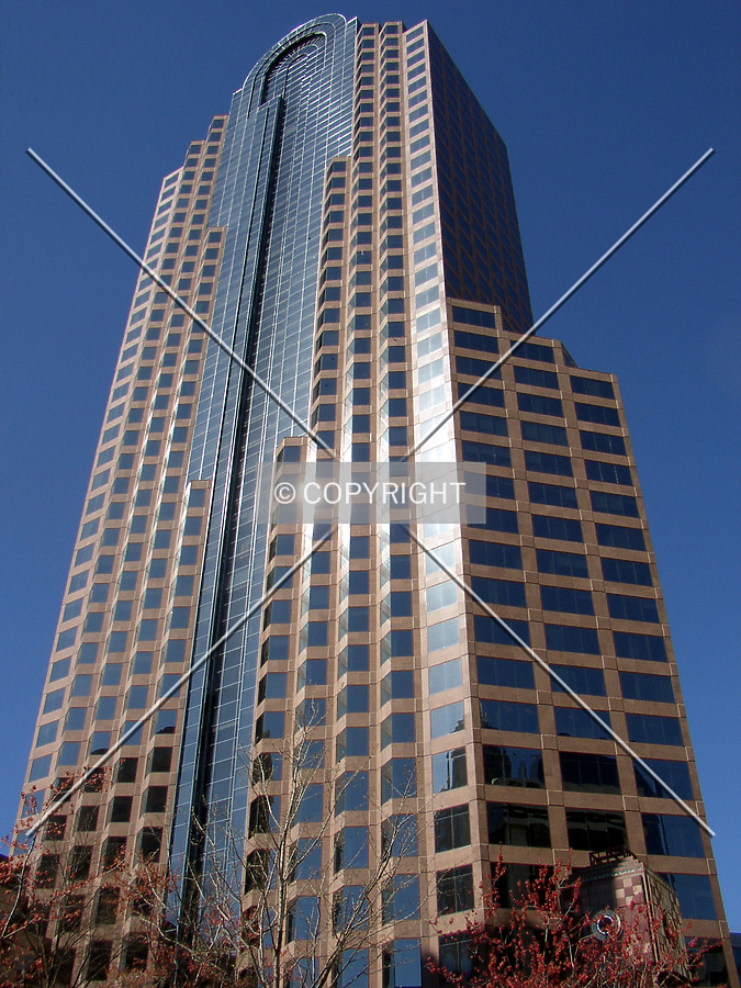 Looking up the northern façade from 3rd Street below
