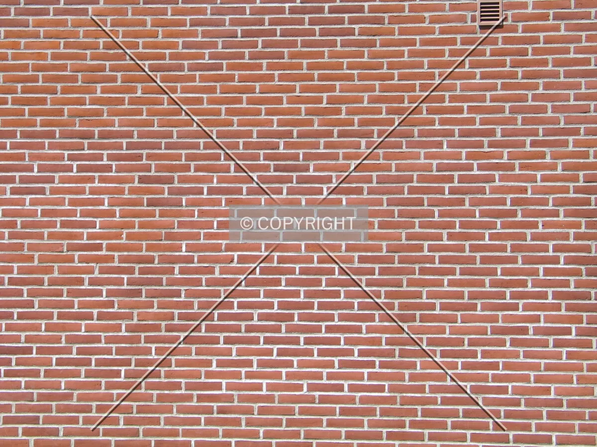 Facade detail on the west wall