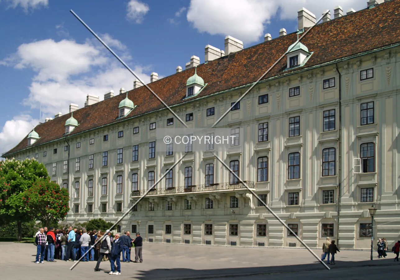 A view from Heldenplatz