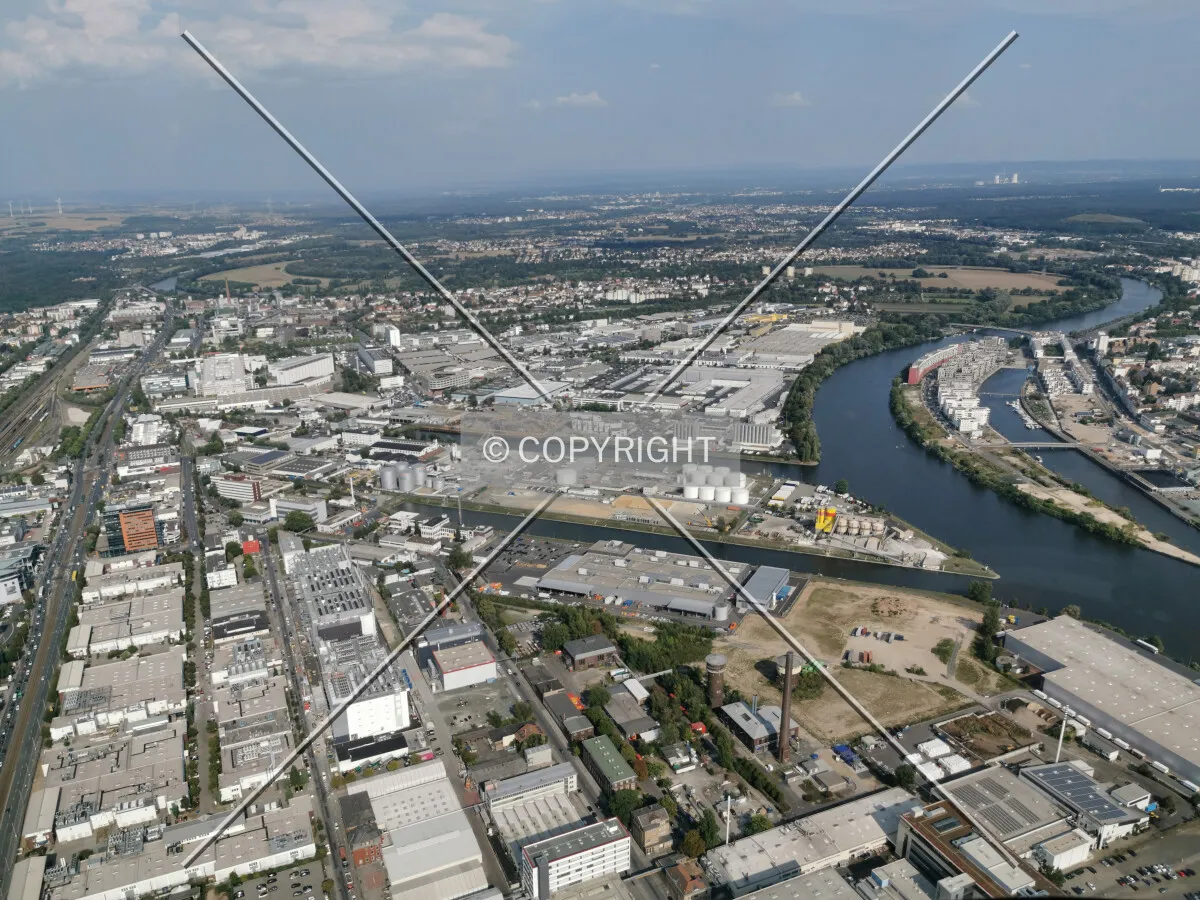 Flight with a helicopter over Frankfurt