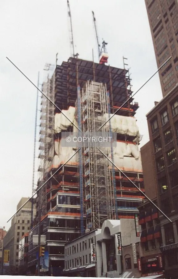 Looking north on Lexington Avenue