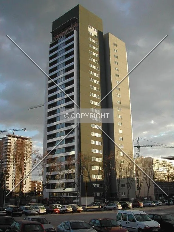 View of the facade where the crane was placed, nearly completed