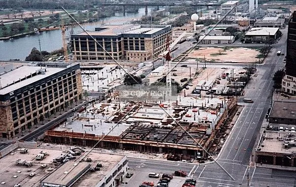 AMLI Residential, view from Northeast from 301 Congress