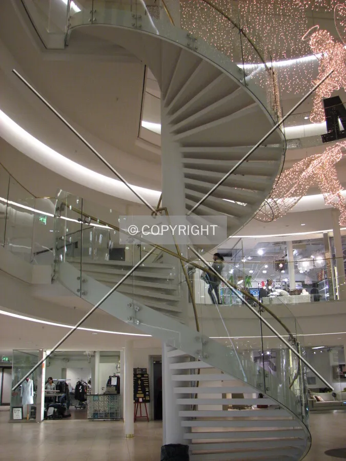 Staircase in the shopping center