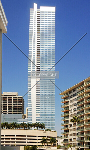 Photo 466-405-767