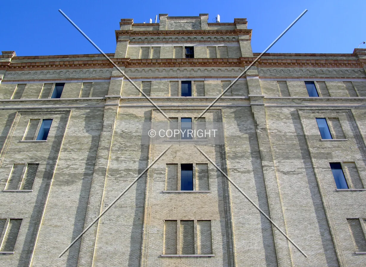 Looking up the western side from North Dr. Martin Luther King Drive