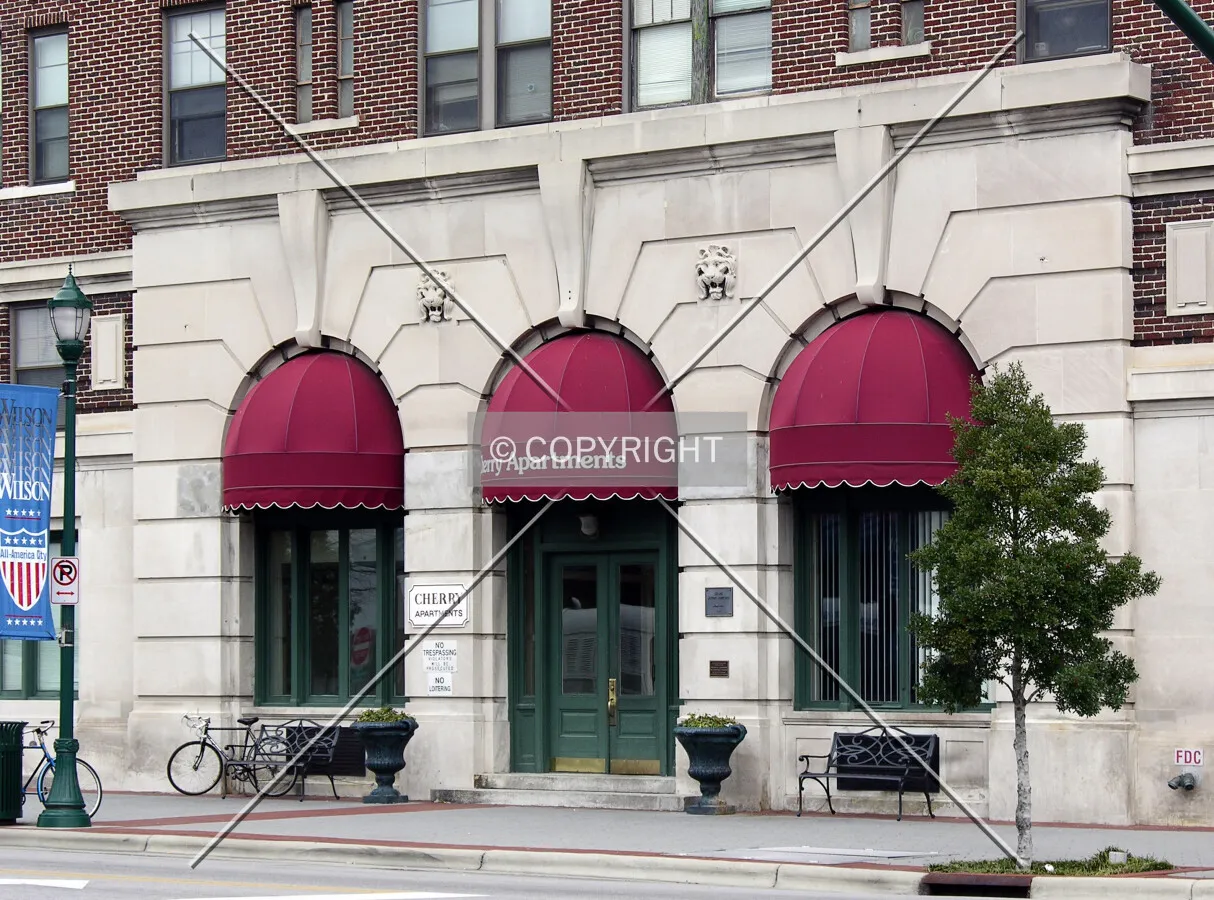 Entrance off Nash Street