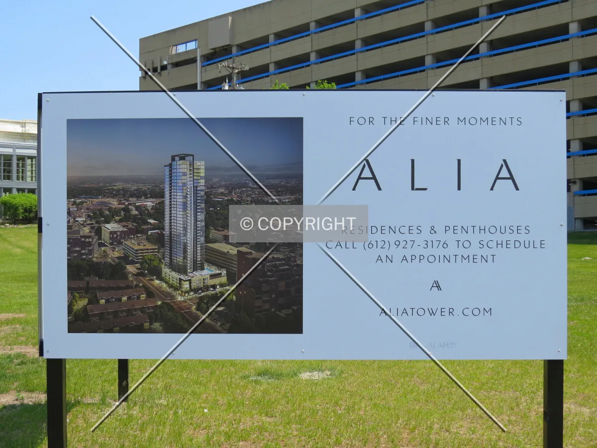 Project board on site