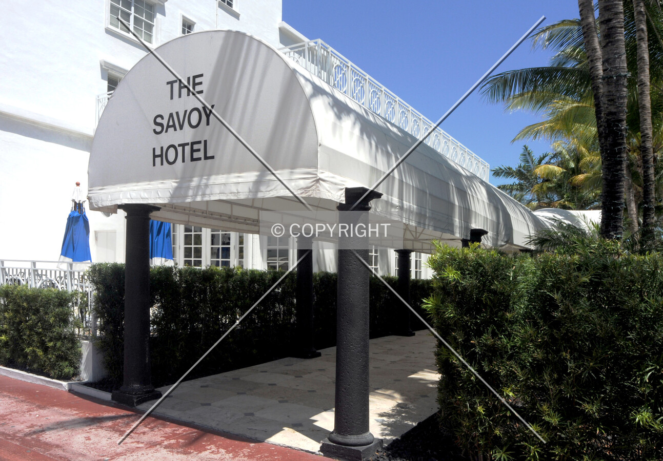 View from entrance area from Ocean Drive