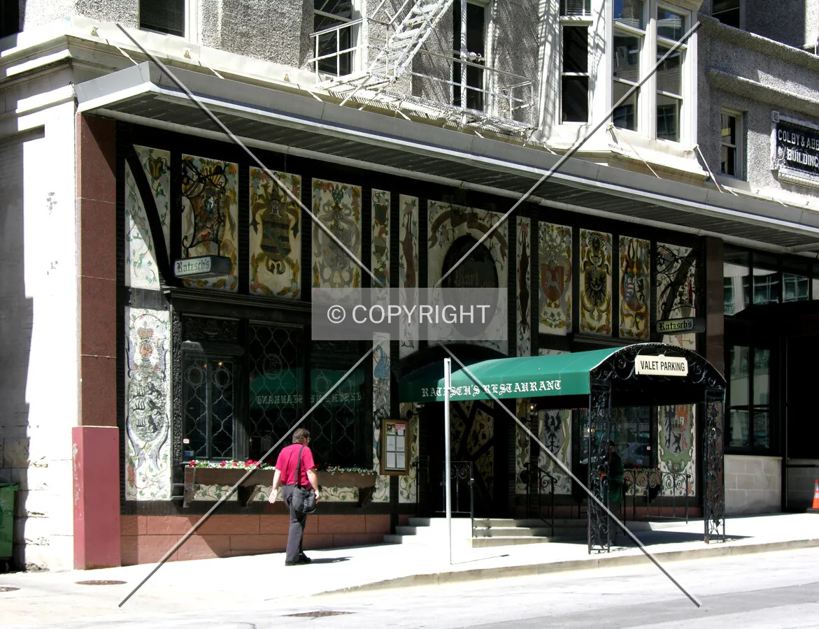 East Mason Street base