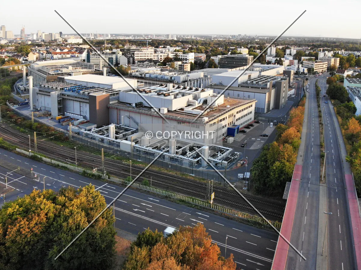 Looking over the e-shelter Frankfurt 1 data centers