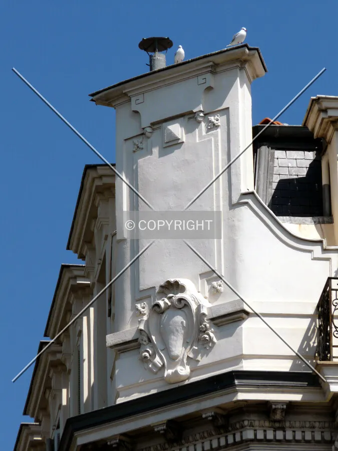 Detail of top of the southwest corner