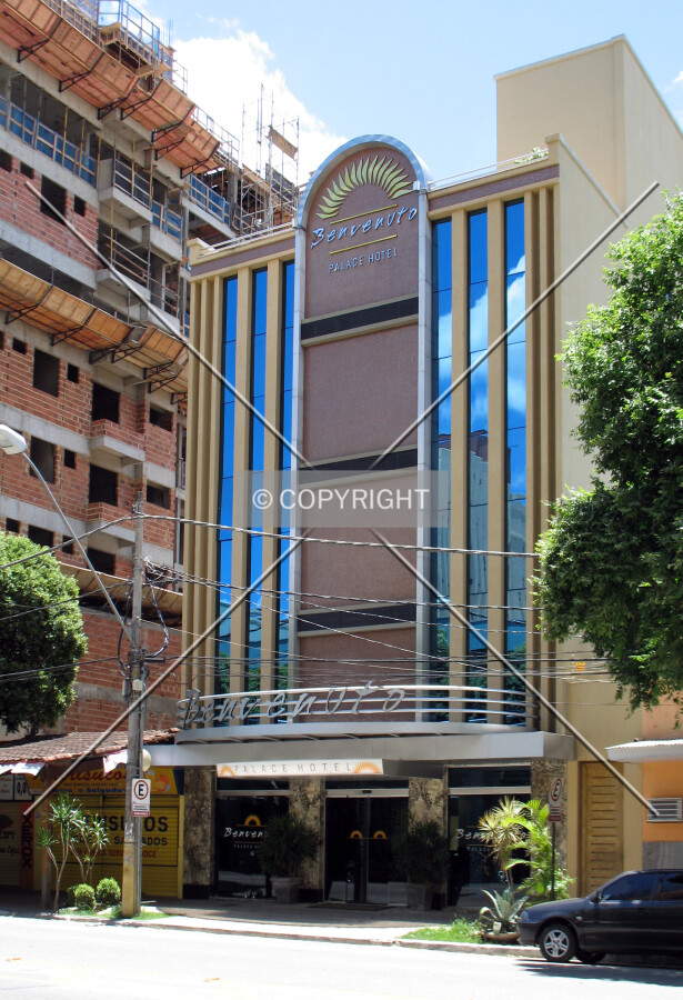 Seen from Avenida Minas Gerais