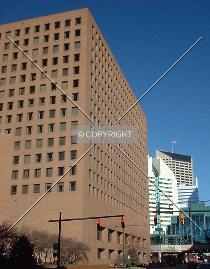 View to the North along Illinois Street