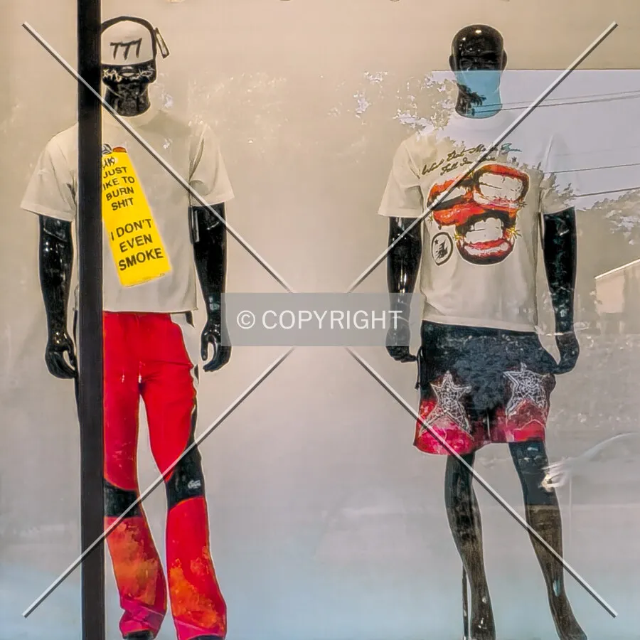 Level Up Apparel storefront, Thursday 15, 2025