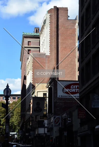 Photo 472-069-692