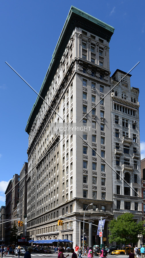 View from the southeast at Union Square and 16th Street