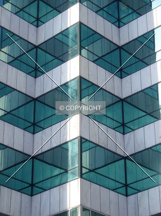 Multiple corners allow for 12 corner offices per floor