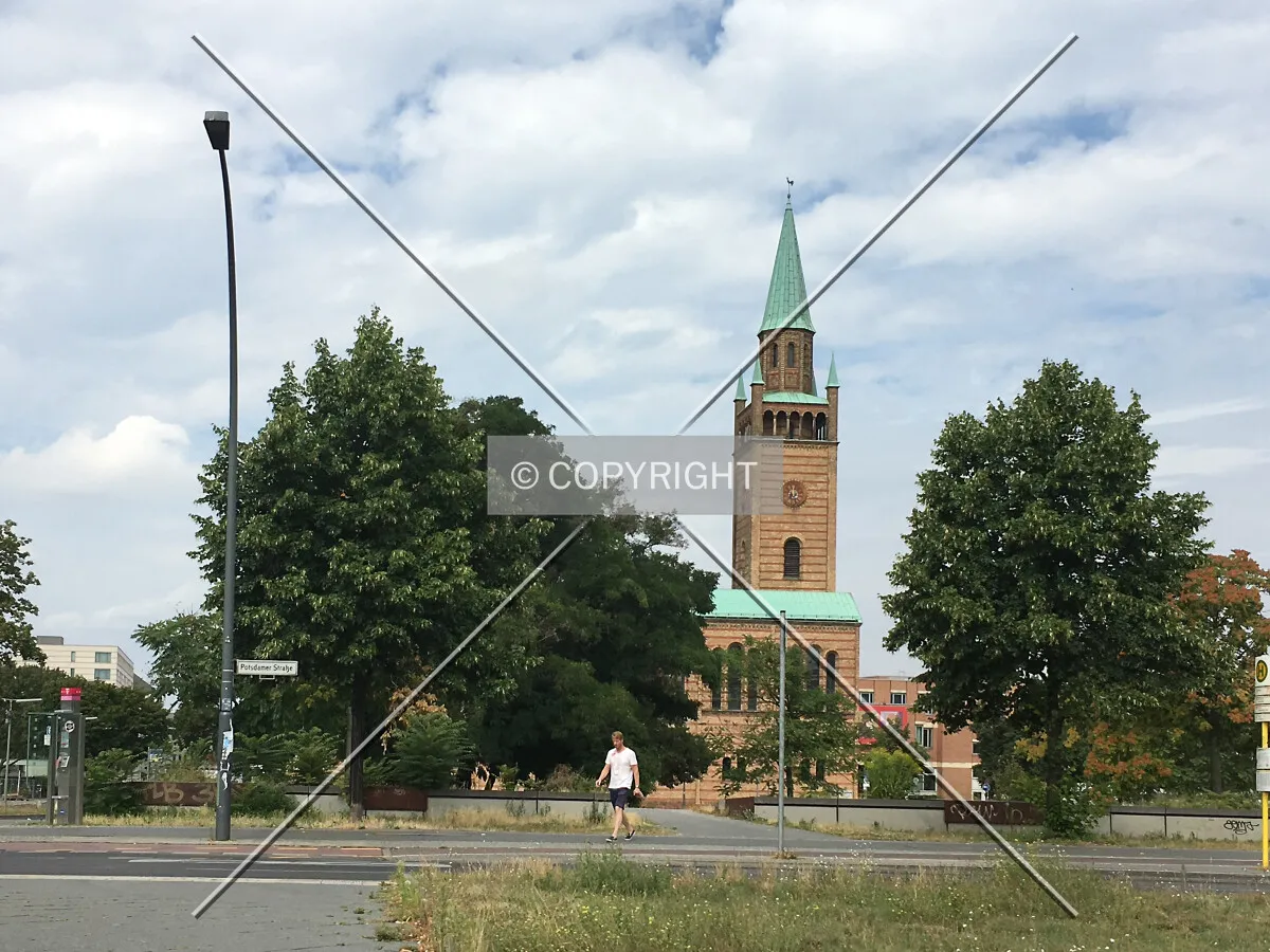 Photo 472-399-084