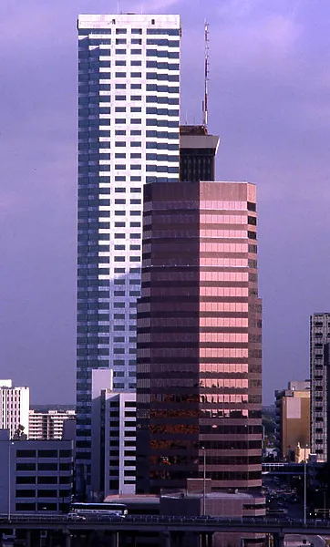 Photo 473-737-012