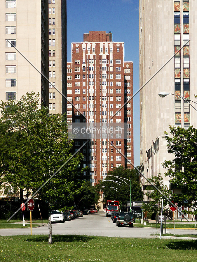 Looking west down 50th Street from Burnham Park