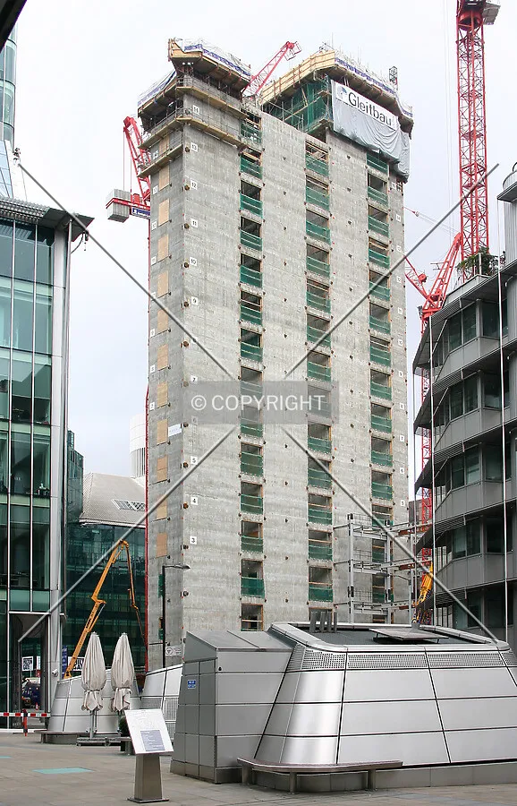 View towards Ropemaker Street from Moorfields