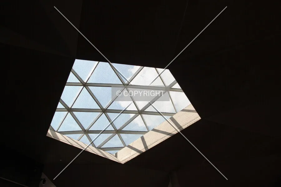 Photo 475-591-041