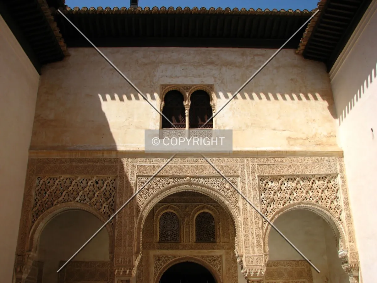 Golden room courtyard
