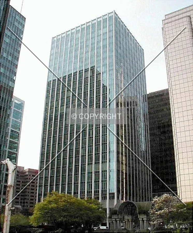 North facade from Harbour Green