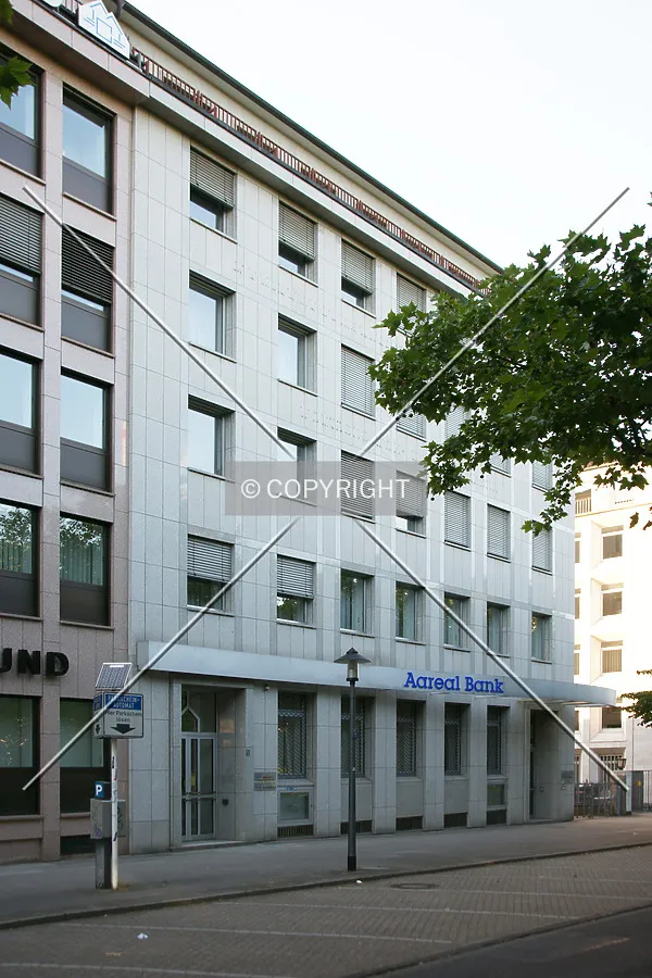 Photo 482-225-825